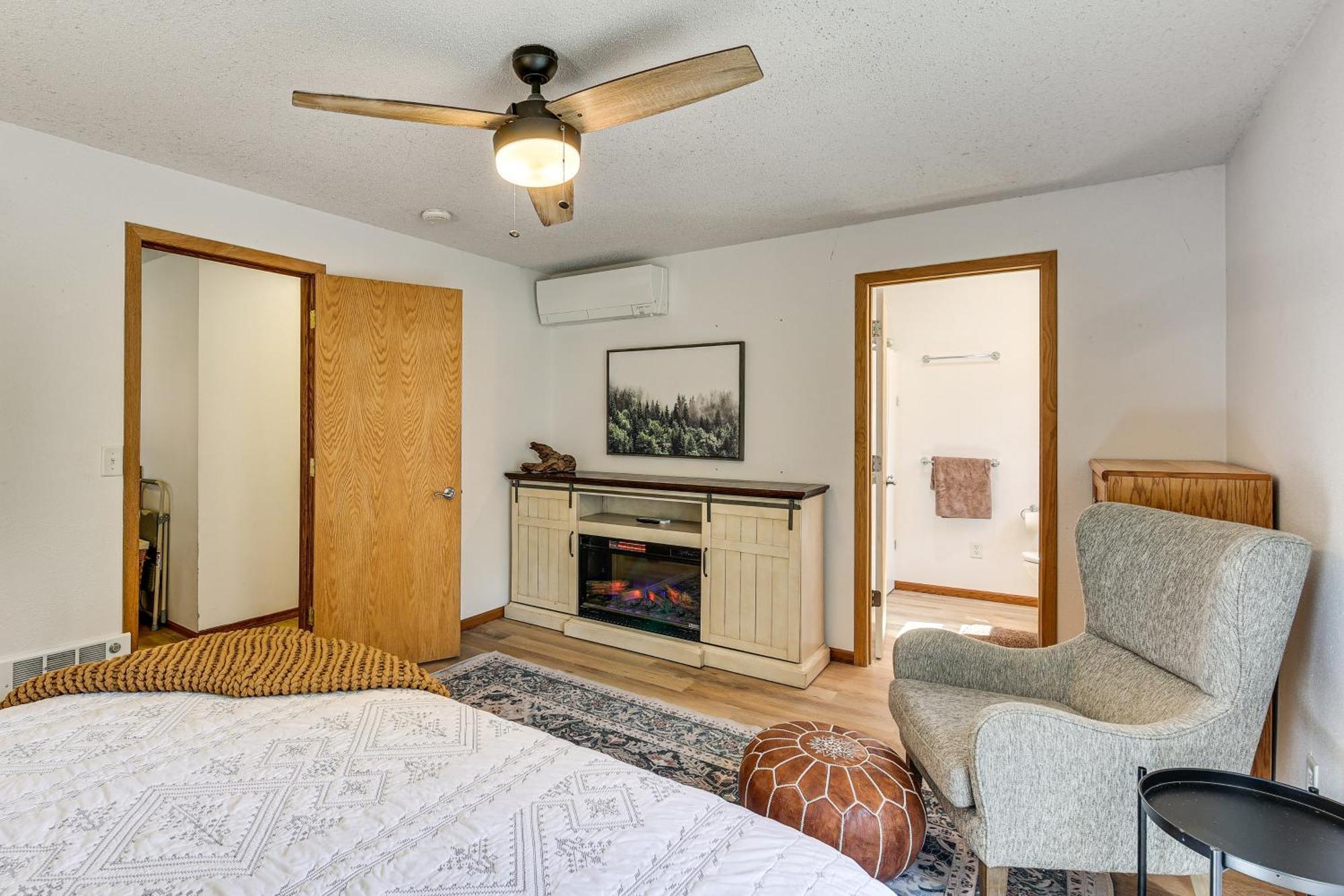 Private Black Hills Home With Corral Horses Welcome Custer Bagian luar foto